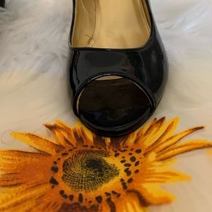 SOLD !!! J.Grew black peep toe shoes